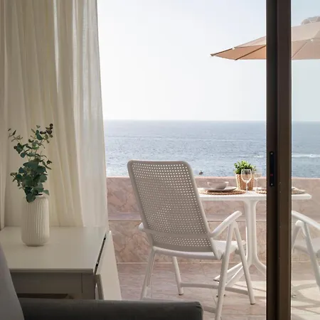 Frente A La Playa De Canteras C68 * Las Palmas de Gran Canaria